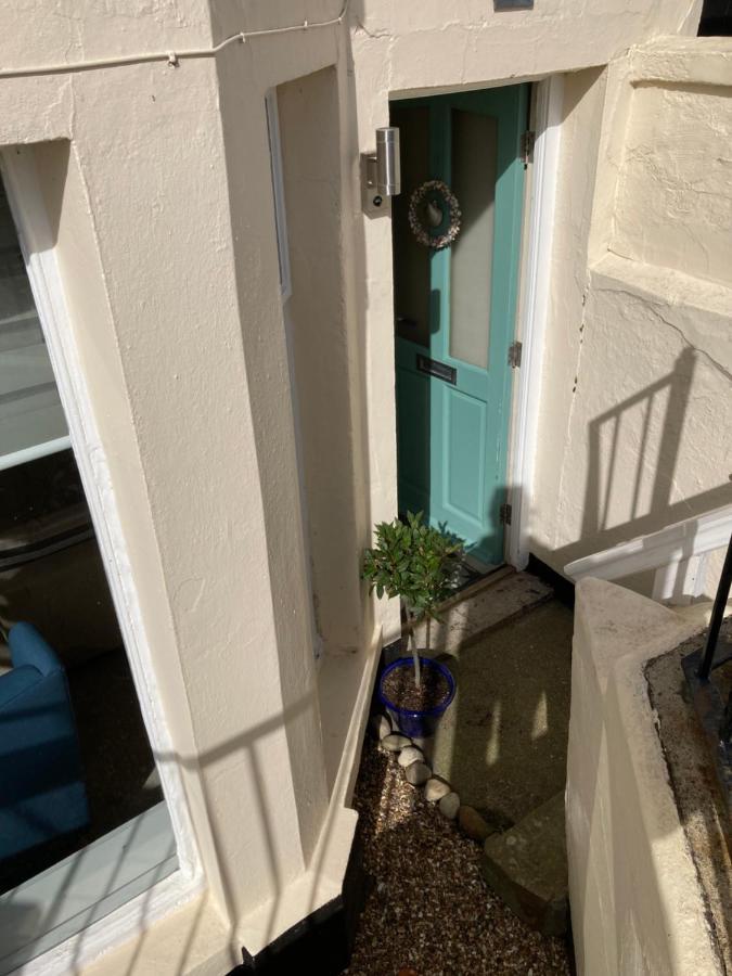 Rosie's On The Crescent Apartment Filey